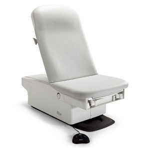 Exam Tables & Chairs