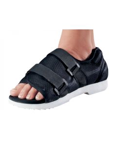 Procare® Med/Surg Shoe Female Medium Large 8-10